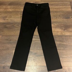 Signature slimming by Christopher and banks size 4